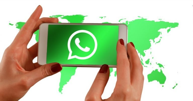 whatsapp messaging app