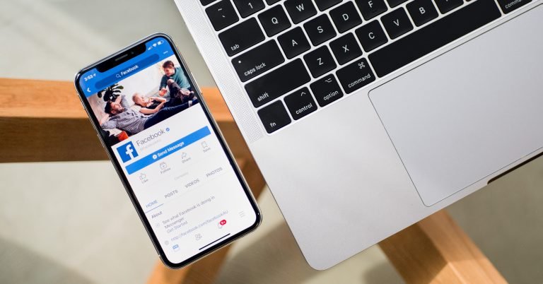 How to find and use frames on Facebook Stories