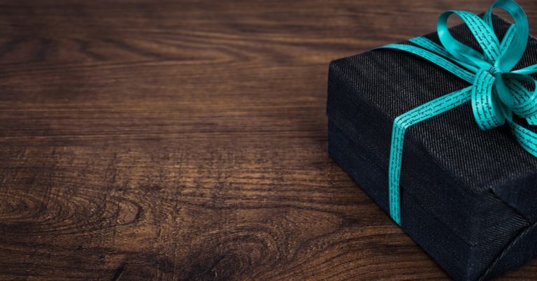 Gifting ideas: 10 smartphones you can gift to your loved ones this Diwali