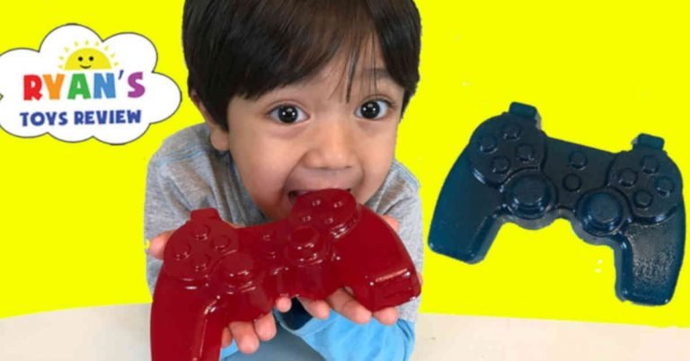 This 7 year old became a millionaire by just playing with toys: Earned over USD 22 million in 2018