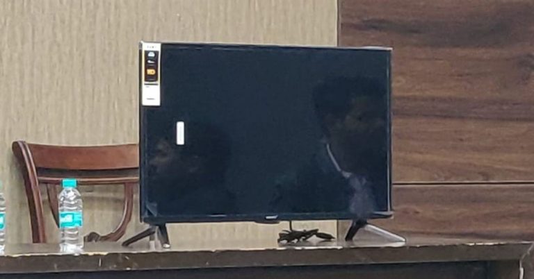 samy infomatics smart Tv