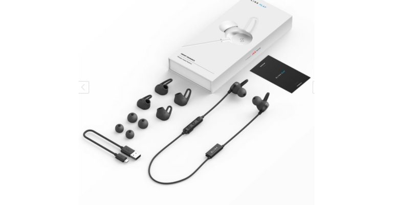 Myntra launched its first bluetooth earduds named Blink Play at Rs 1,349