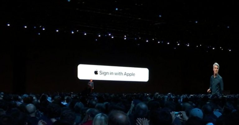 Sign in with Apple