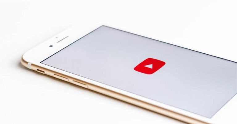 Youtube testing a Twitch like clipping tool called Clips to share a small portion of a Creator’s video