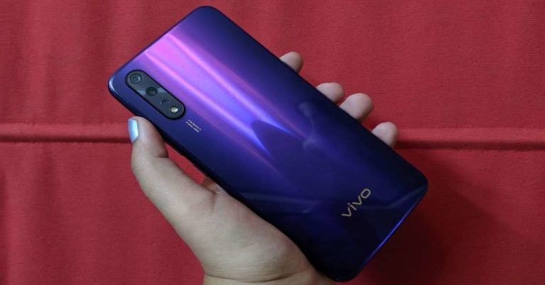 Vivo Z1x phone