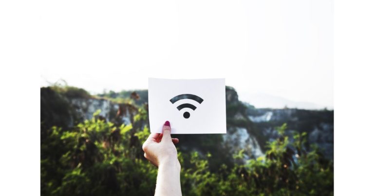 BSNL joined hands with Paytm to provide public WiFi connectivity to it users