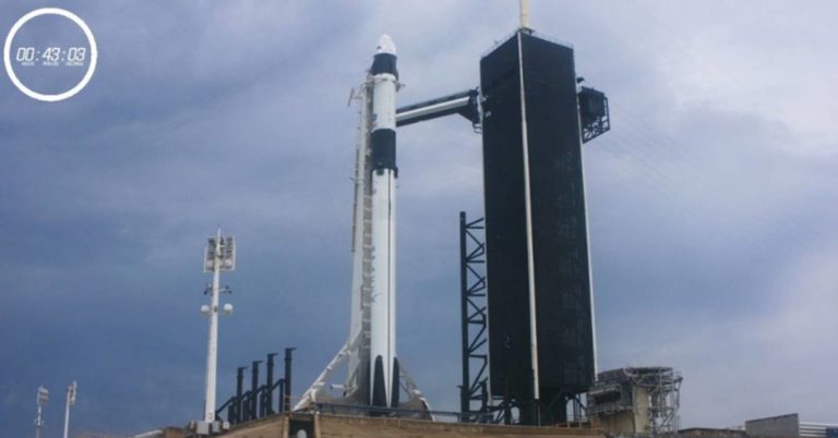 NASA spacex flight kennedy space center demo-2 liftoff mission