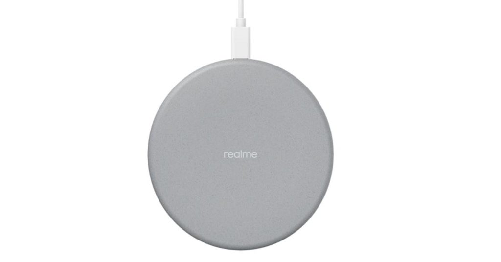 Realme 10W Wireless Charger launched in India for Rs 899