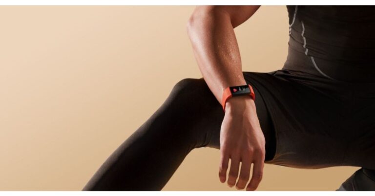 Redmi Smart Band with coloured LCD touch display launched in India