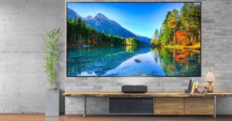 Epson introduces new projectors to expands its EpiqVision lineup