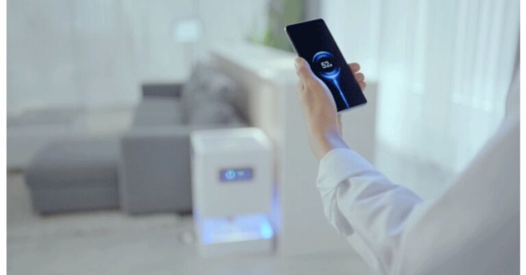 Xiaomi unveiled Mi Air Charge Technology, which enables users to remotely charge electronic devices
