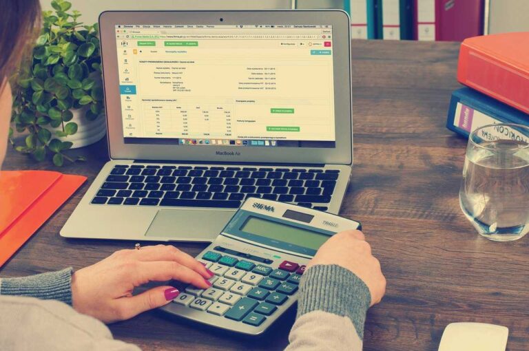 How can you update or correct your PAN card online?