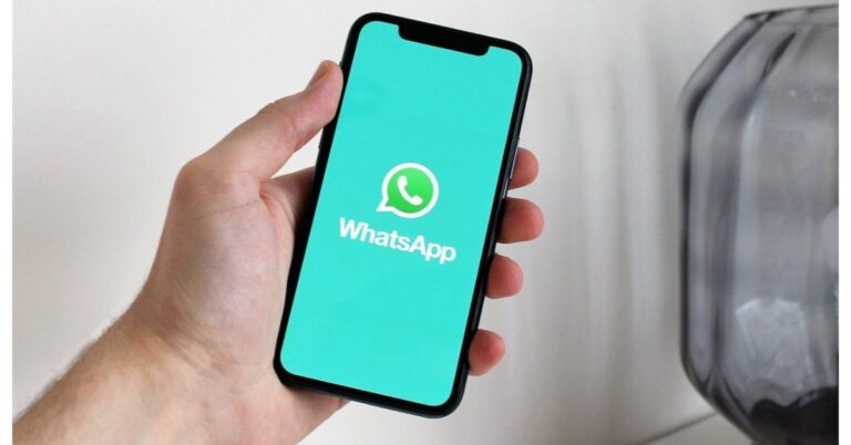 WhatsApp testing Log Out feature on its platform, inching closer to release multi-device support