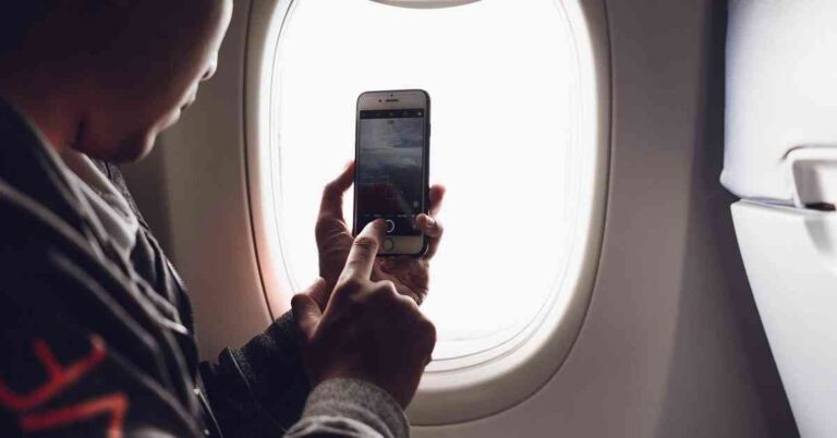 How does Wi-Fi work in airplanes?