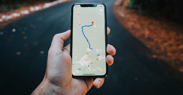 How to save your favourite places on Google Maps to revisit them later?