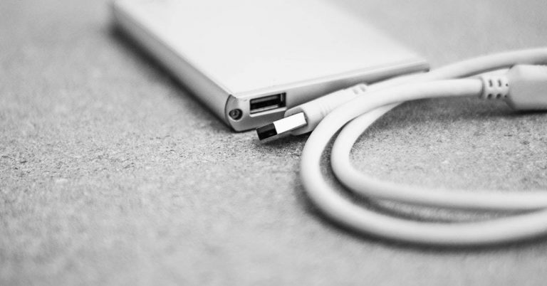 How to format an external hard drive or USB pen drives?