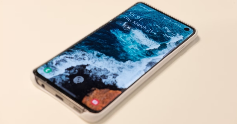 How to install 3D wallpapers on your Android smartphone_ And where to download the best 3D wallpapers for Android_