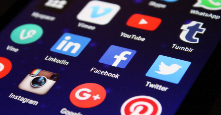 Use paid apps on Android