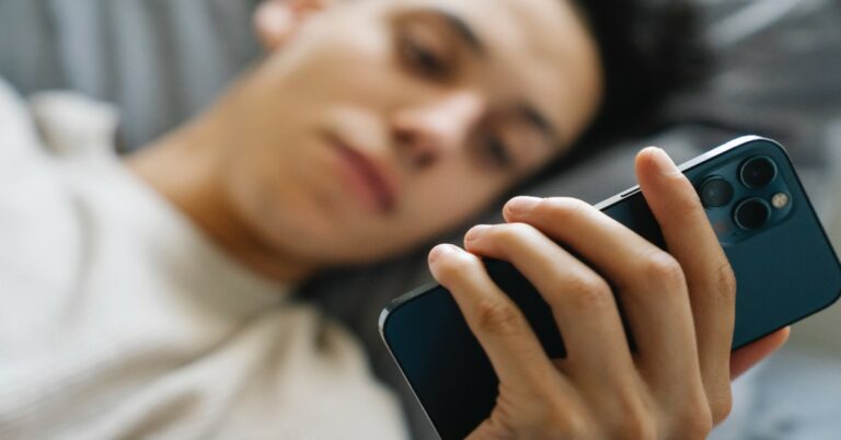 Wi-Fi calling in iPhone and Android smartphone