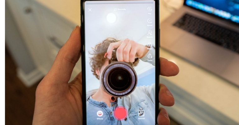 Best ways to take a screenshot if the app does not allow