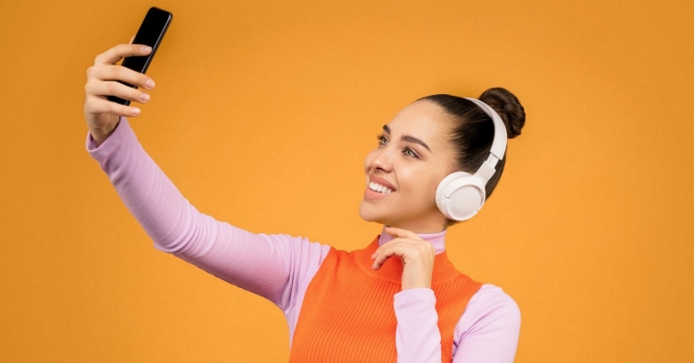 Top 5 Best Selfie Apps for Android: Finger Clicking Good