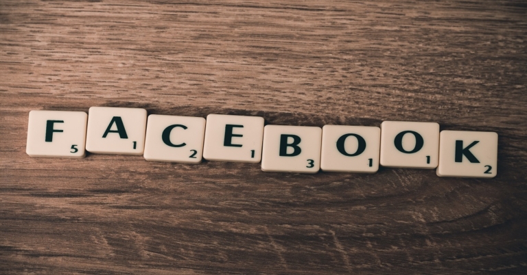 What Is Facebook Touch and Is It Worth Using?