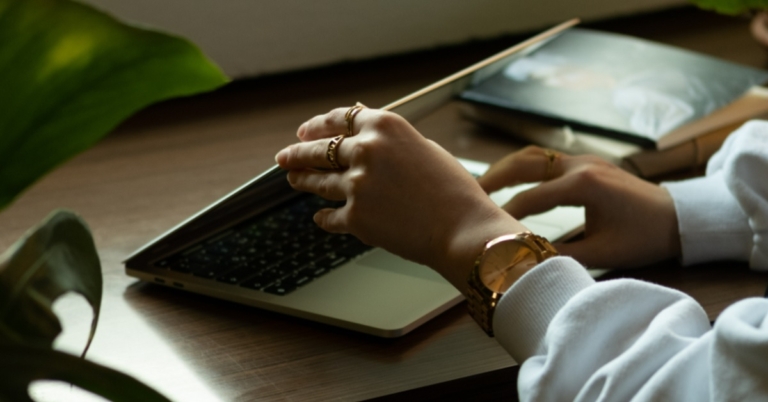 10 Essential Apps To Install First On Your New Windows Laptop