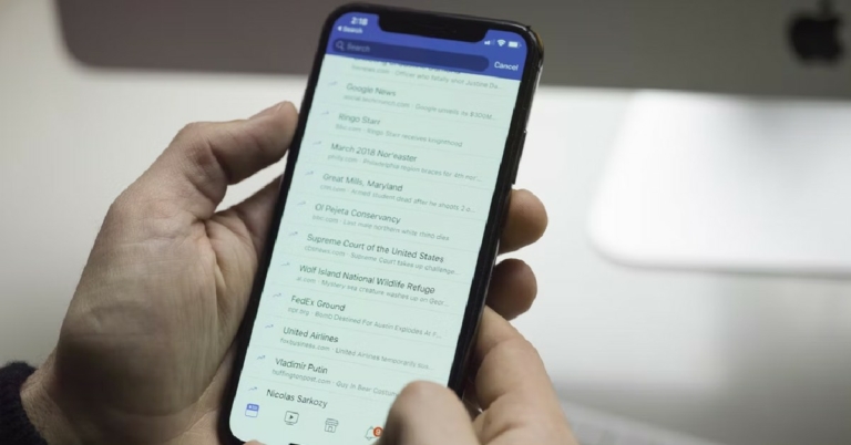Top 3 ways: How to Add Custom Backgrounds to a Facebook Post?