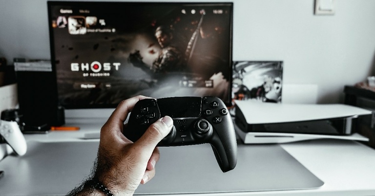 How to Connect and Sync a PS5 Controller?