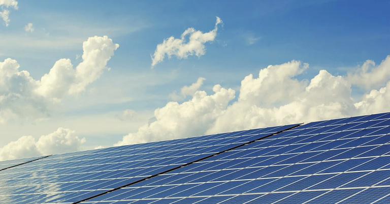 Top 10 Solar Panels To Buy To Get Clean Energy Or Electricity At Home