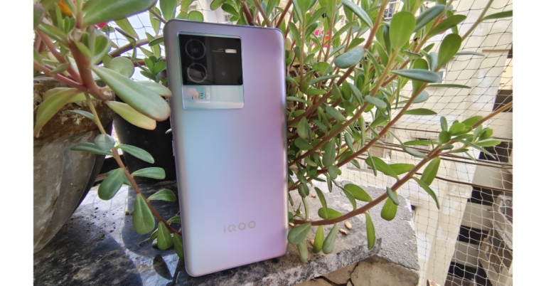iQoo Neo 6 Review: Performs flawlessly, but should you buy it?