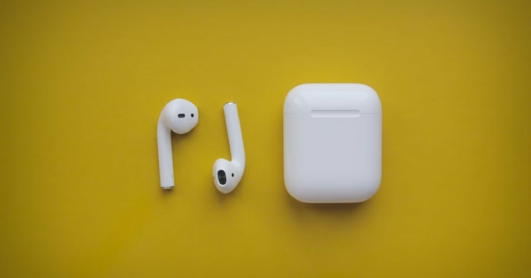 AirPods Microphone Not Working? The easiest ways to fix it