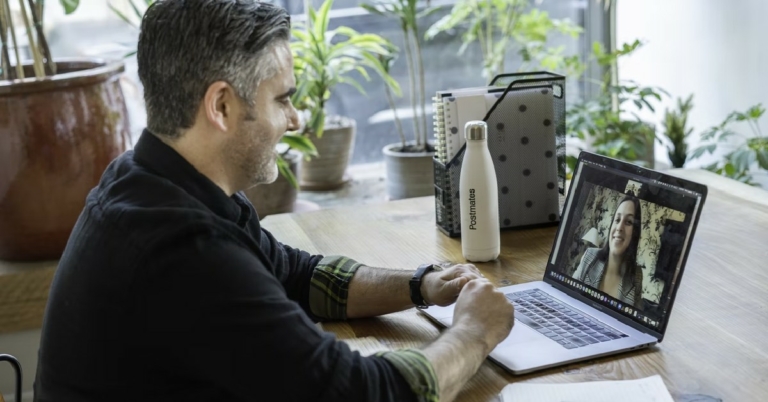 How to Blur Your Background in Google Meet 2022? 2 Easy Ways