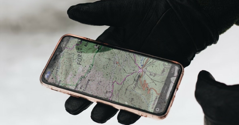 Can a mobile phone be tracked when switched off? Is it possible?