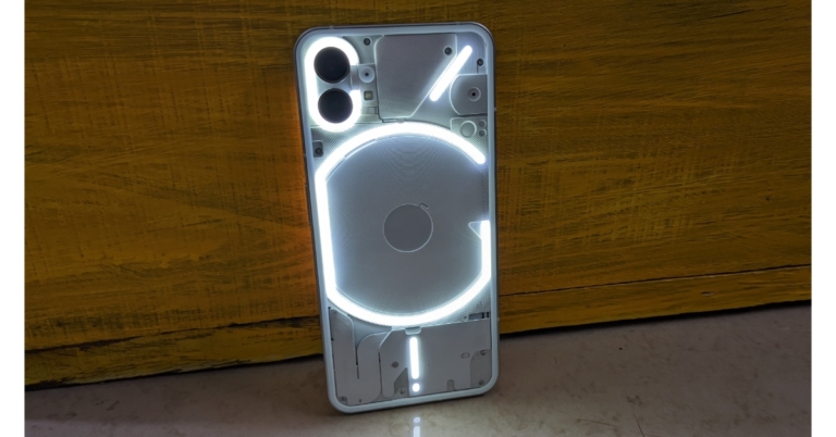 Nothing Phone (1) is available on Flipkart for about Rs 28,999: Purchase information