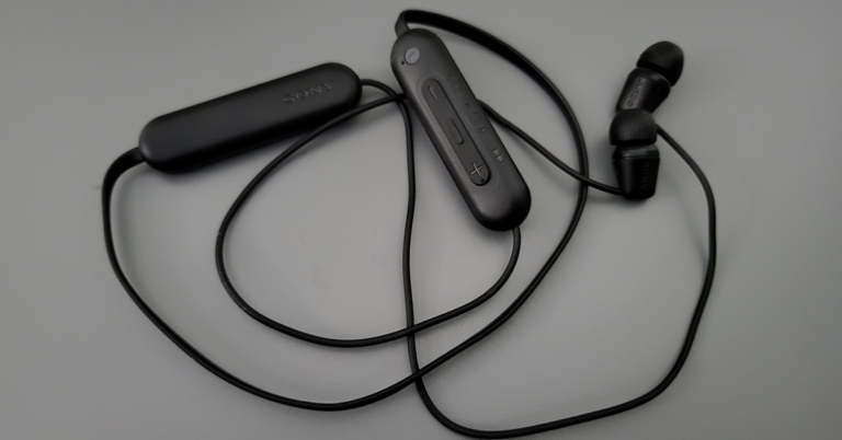 Sony-WI-C100-wireless-earphones-review
