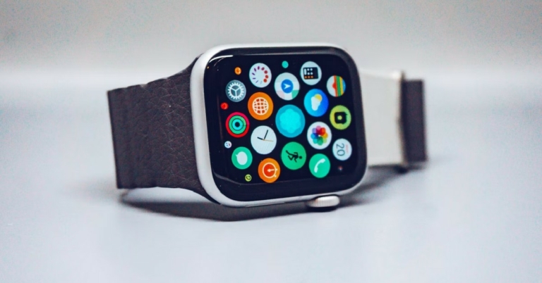 Can You Use An Apple Watch With An Android Smartphone?
