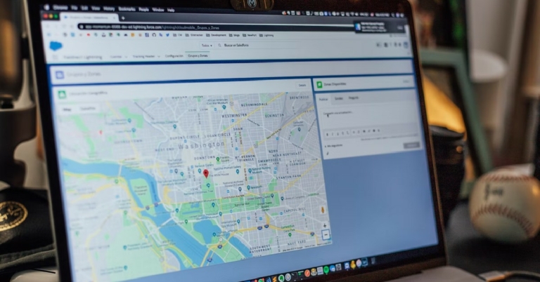 Simple guide: How to Drop a Pin on Google Maps on Mobile and Desktop like a pro?