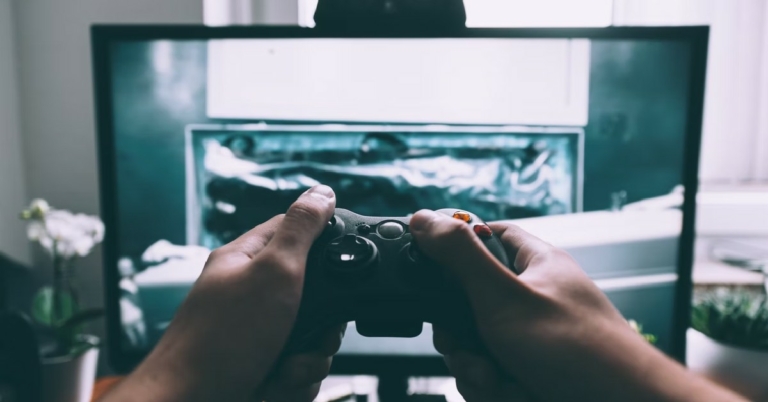 How to Make Money Playing Video Games: Best 5 ways