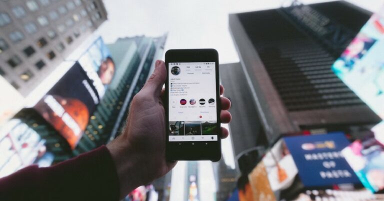 7 Best Ways to Upload Photos & Videos Without Compression or Losing Quality on Instagram
