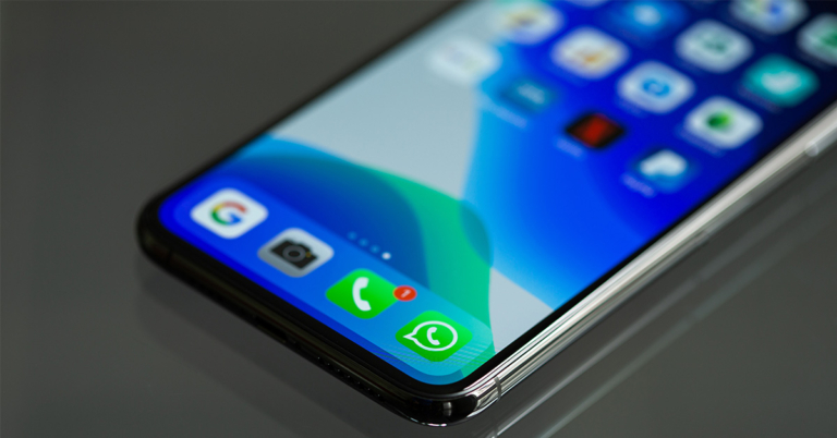whatsapp on 4 devices