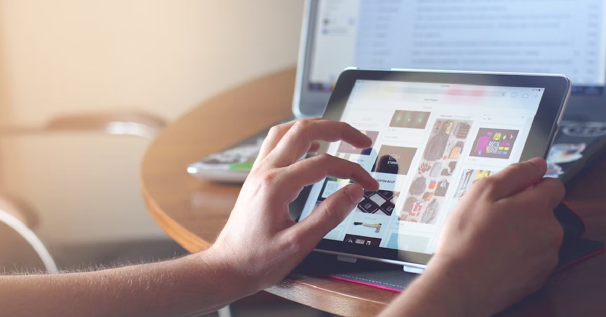 Top 4 Simple Methods to Reverse Image Search on iPhone or iPad (2023) Top 2 Ways to Change App Icon Size on iPhone & iPad (2024)