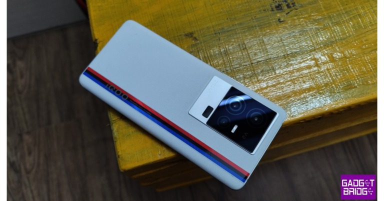 iQOO 11 Review: A real beast