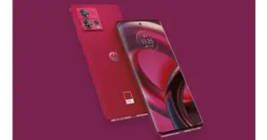 Motorola Edge 30 Fusion Viva Magenta limited edition Price