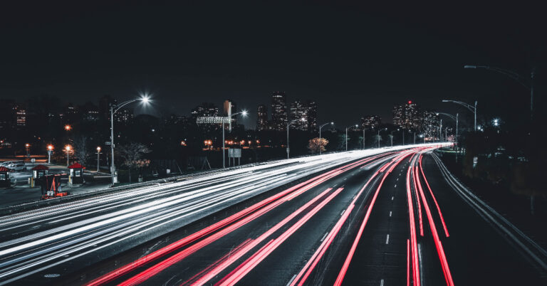 How to take long exposure shots on Android and iPhone?