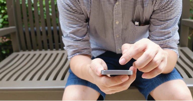 Top 4 Ways to Blur Out a Part of Picture on Android