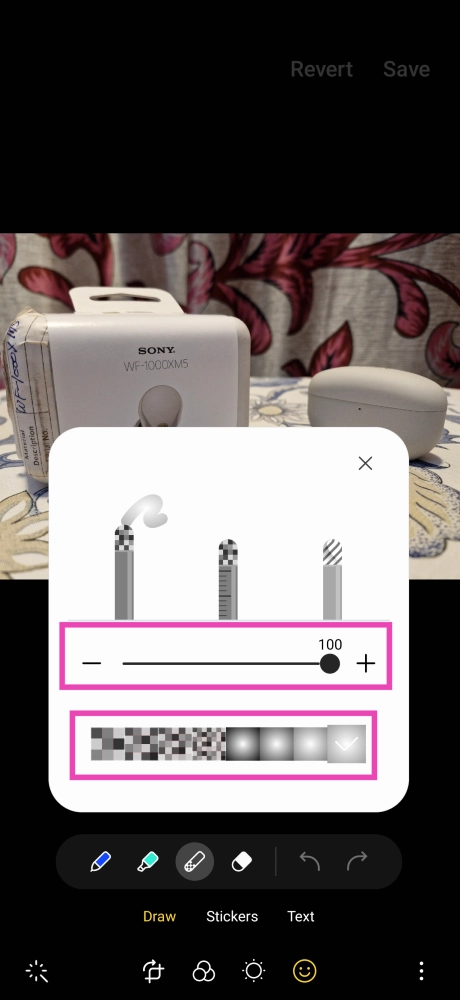 Step 4: Choose a blur pattern and the intensity level.