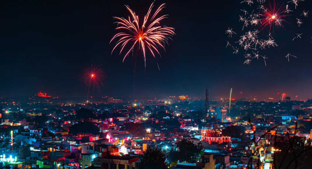 Diwali Gifting Guide 2023: Best tech gifts for your loved ones