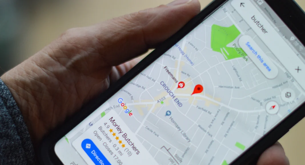 How to measure the distance between two points on Google Maps?