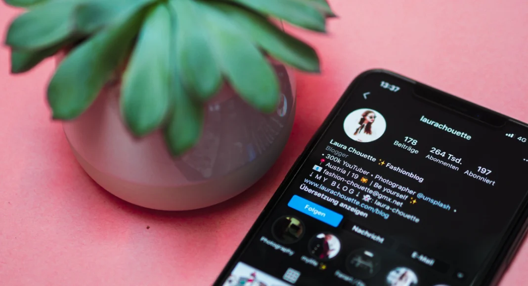 Are you two not following each other on Instagram?